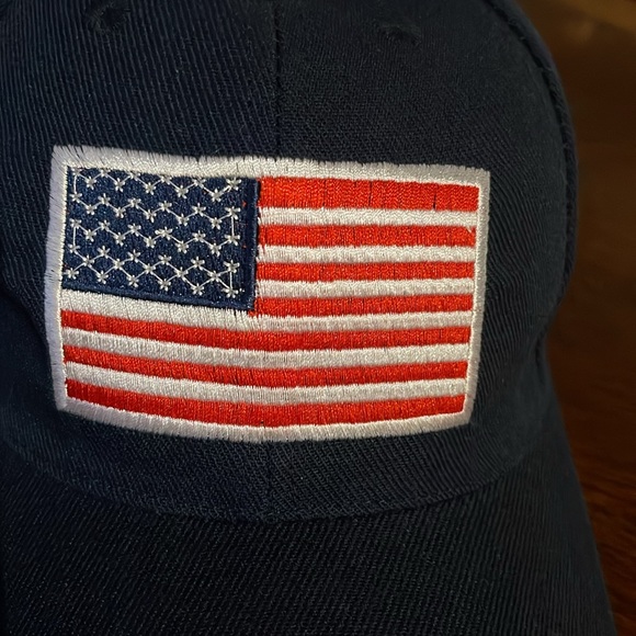 Baseball cap with flag, NWT - Picture 5 of 5